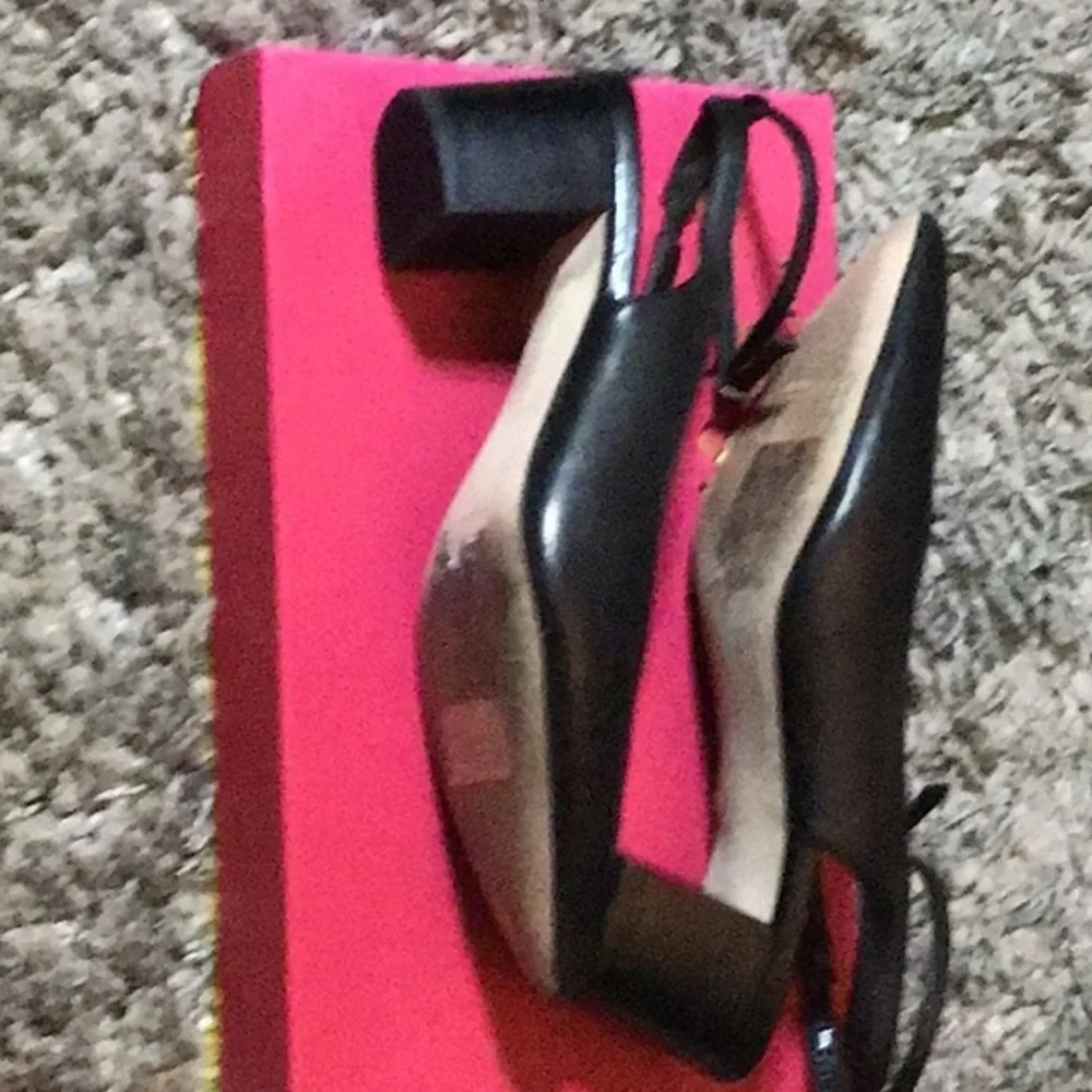 EUC SAKS FIFTH AVENUE BLACK ANKLE STRAP, BLOCK HEEL SZ6 LADIES SHOES. - Picture 5 of 7